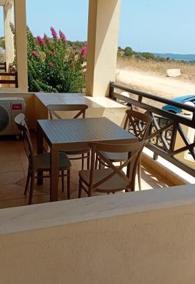Nea Rodha Apartamento | Elia