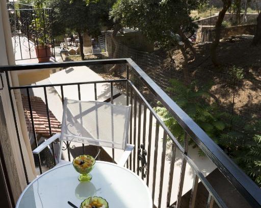 Old Town Apartamento | Elia Portou Rooms