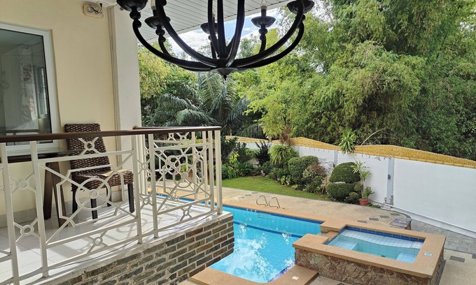 Baclayon Hotel | Elicon Suites