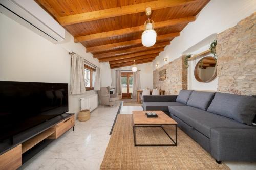 Markopoulon Apartamento | Elida Inn Near ATH Airport