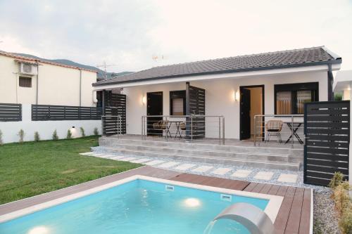 Asprovalta Casa | EliGio Luxury Suites