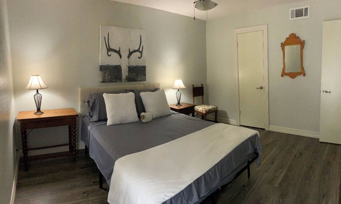 North San Antonio - SAT Condominio | Eli’s and Emm’s Condo