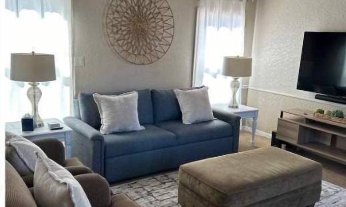 Las Cruces Casa | Elite Casita with EV Level II Charger & Indoor Jet Tub