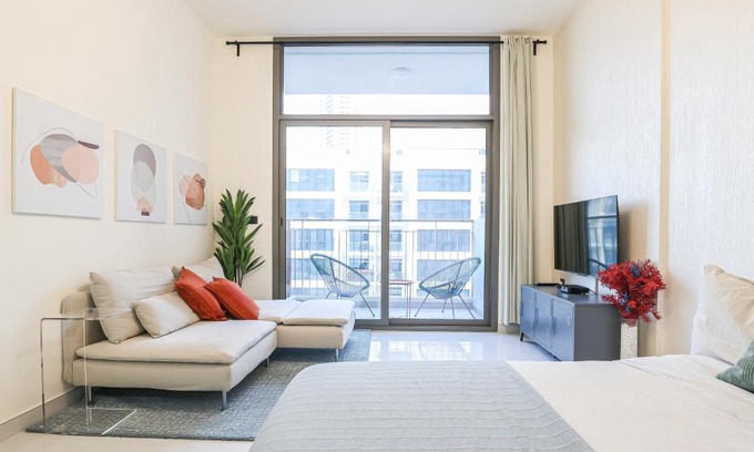 Jebel Ali Apartamento | Elite LUX Holiday Homes - Modern Studio in Arjan, Dubai