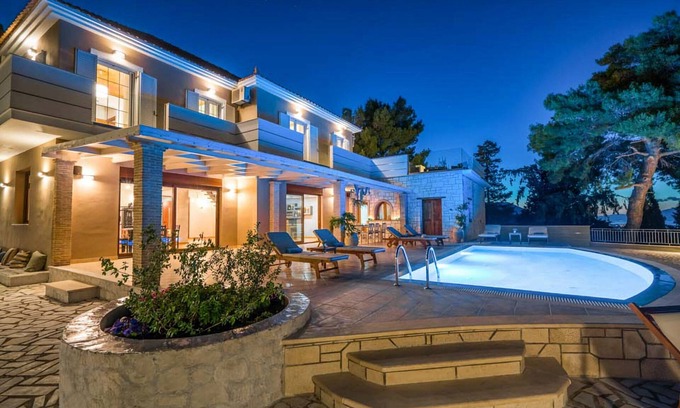 Lagopodo Villa | Villa Elite Zante | Villa Castelli | 4 Dormitorios | Piscina Privada | Gimnasio | Lagopodo