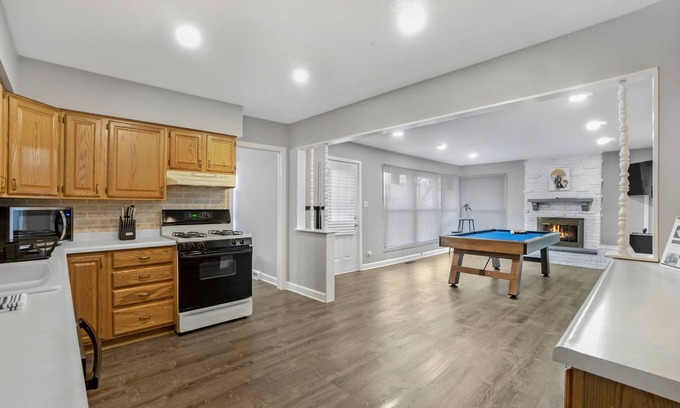 Elk Grove Village Casa | Elk Grove Village Rental