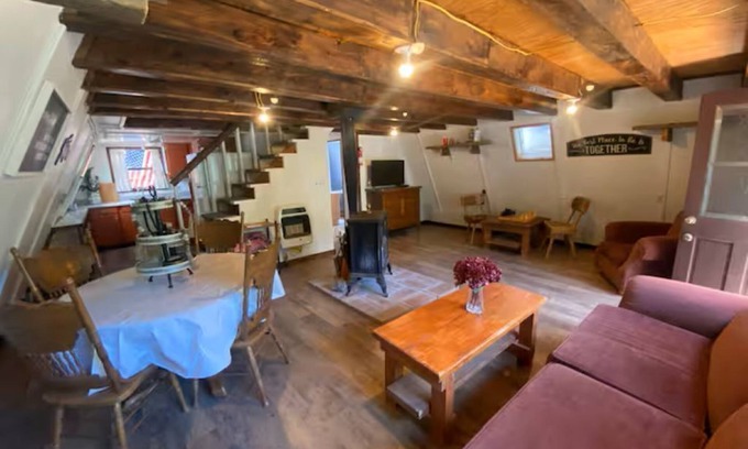Cloudcroft Cabina | Elk Trail Lookout- Tranquil cabin with WiFi- 2 bedrooms available