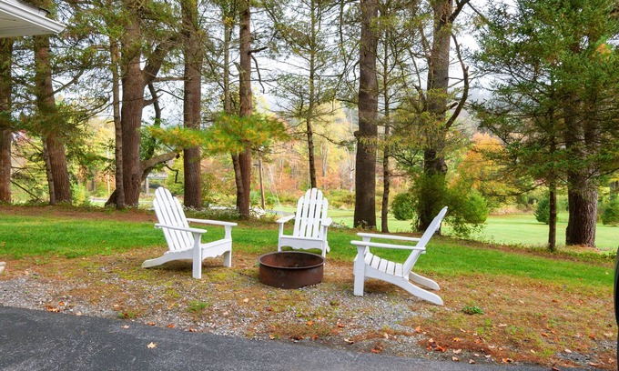 Emporium Cabaña | Elk Valley Cottage is the cozy home away from home you have been looking for!