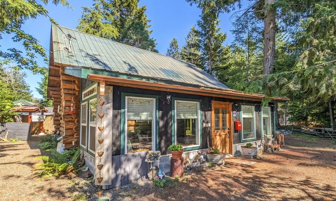 Packwood Cabina | Elkhorn Lodge | Wifi | 2 Bed, 1 Bath