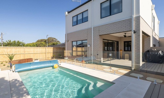 Cowes Casa | Ella Phillip Island in Cowes