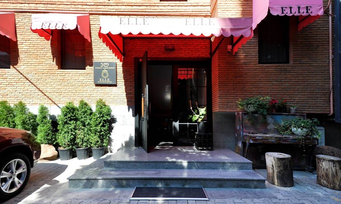 Chugureti Hotel | Elle Boutique Hotel