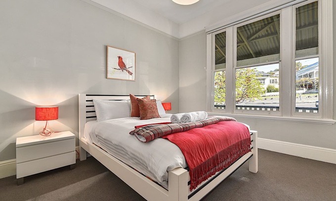 West Launceston Cabaña | Ellemel Cottage - West Launceston, TAS