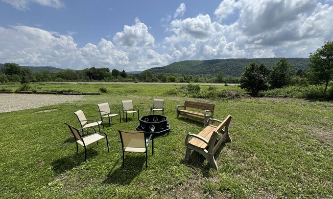 Great Valley Apartamento | Ellicottville 2 miles to Holiday Valley Condo 4