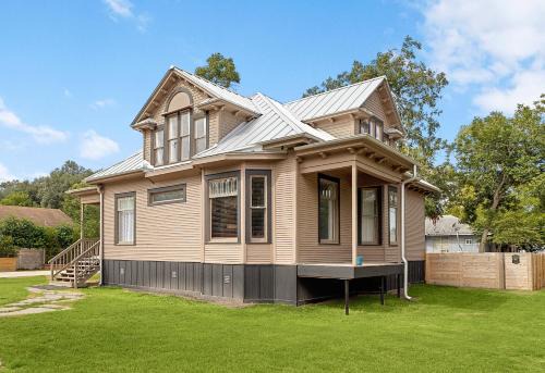 Seguin Casa | Ellie Marie House