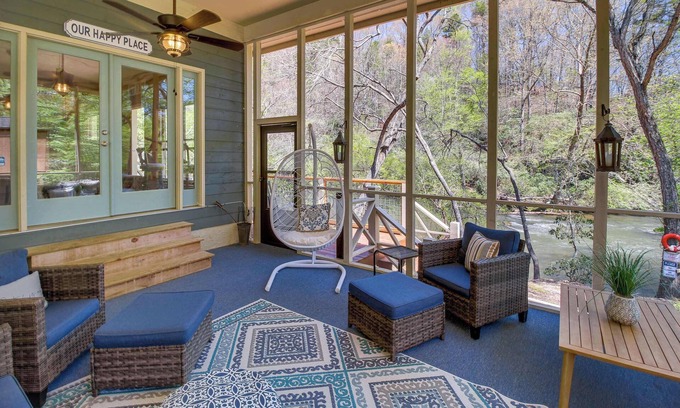 East Ellijay Casa | Ellijay Riverfront Escape: Game Room & Fire Pit