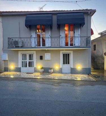 Paralia Porovitsis Casa | Ellis House