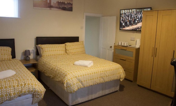 Weston-super-Mare Casa | Elm Tree Guest House