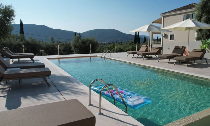 Nidri Casa | Elpida Luxury Apartments & Suites