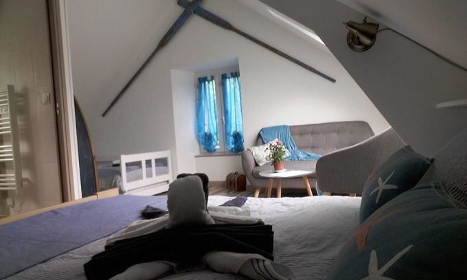 Locmine Casa | Elros (cama y desayuno 2/4 personas)