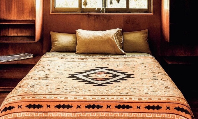 Saladita Apartamento | Elvis Surf Shack at Casa Akaw: a perfect retreat in a sustainable residence