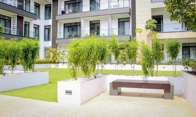 Cantonments Apartamento | Embassy gardens luxury by Cozy