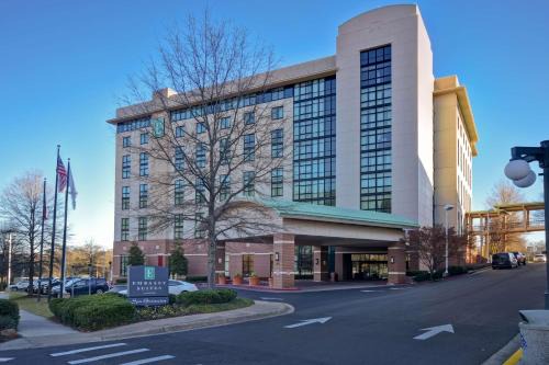 Hot Springs Hotel | Embassy Suites by Hilton at Hot Springs Convention Center