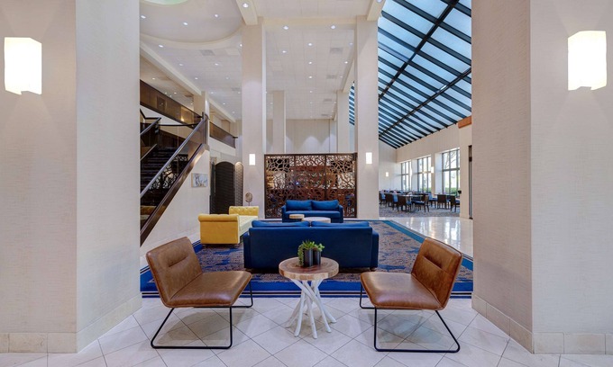 Santa Clara Hotel | Embassy Suites by Hilton Santa Clara Silicon Valley