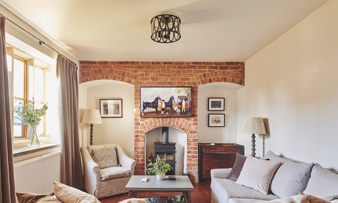 Cheltenham Cabaña | Ember Cottage - Luxury Cottages