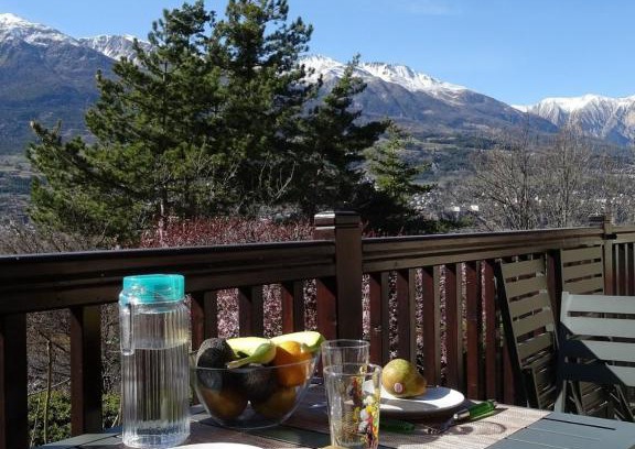 Saint-Sauveur Apartamento | EMBRUN Superbe appartement classé 3 étoiles tout équipé avec vue sur montagnes