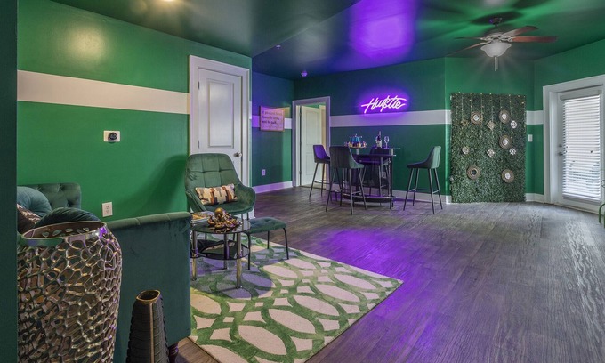 Lindbergh Condominio | Emerald City: Luck and Luxury in the Heart of Buckhead
