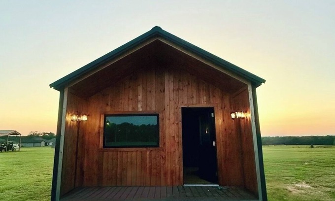 Athens Cabaña | Emerald Homestead Cabin located near Lake Athens
