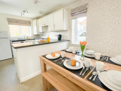 Knottingley Casa | Emerald House -3 Bed - Free Parking