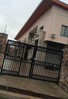 Ibadan Apartamento | EmeraldSuites Blossom Court Alalubosa GRA