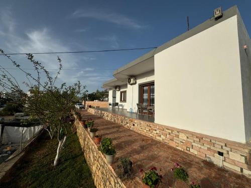 Ksamil Apartamento | Emilio Apartments