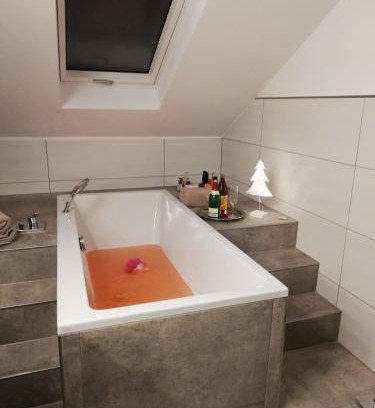 Bad Wildungen Apartamento | Emmerich s neu errichtete DG-Wohnung