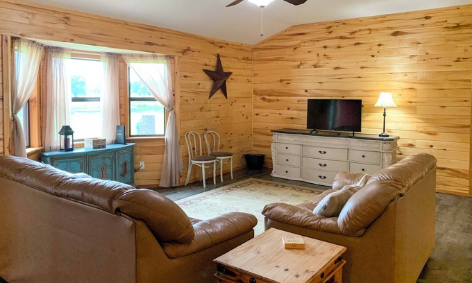 Emory Casa | Emory Escape w/ Pond Access < 13 Mi to Lake!