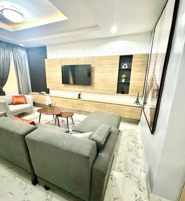 Mushin Apartamento | Empyrean Apartments - Cozy & warm two bedroom apartments