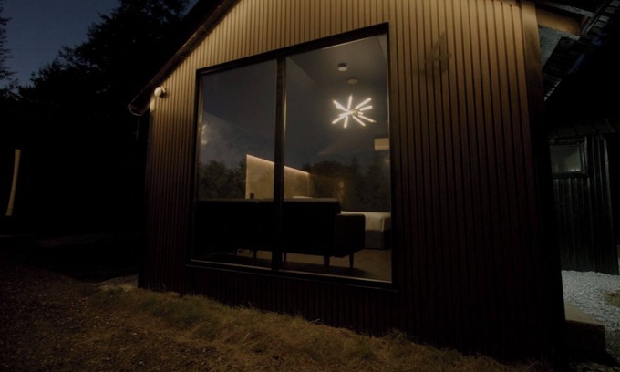Brandon Cabina | Emrose Luxury Cabins 15