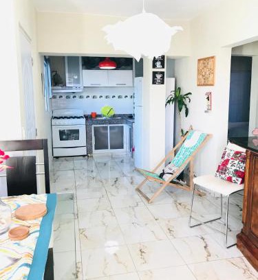 Villa Espana Apartamento | En el corazón de la romana con a/c, wifi, luz y gas incluido.