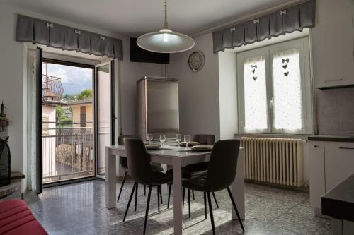 Castelli Casa | En&Gi Holiday Home