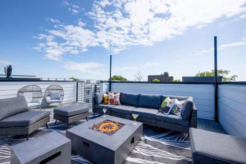 Nashville Casa | En-Vogue Vacay - Rooftop Deck- Minutes to Broadway