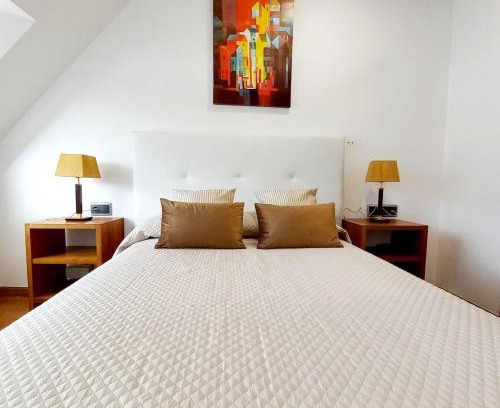 Dean Pequeno Apartamento | Encantador Ático cerca de la Playa de Coroso