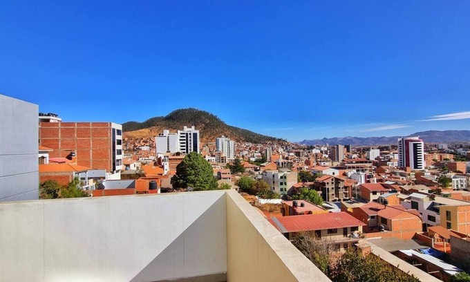 Sucre Apartamento | ¡Encantador Depto Centrico con Vista Panoramica!