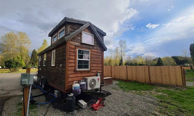 Sumner Cabina | Encanto Tiny House (Puyallup, WA)