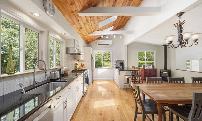 Accord Casa | Enchanted Retreat w/ Cedar Hot Tub, Arcade Room, 7 Acre Private Woods & Fire Pit