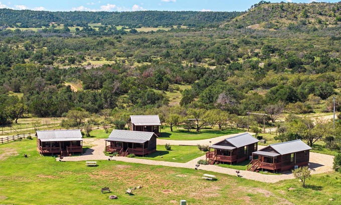 Fredericksburg Cabina | Enchanted Rockview Cabins - 6 beds | Firepit