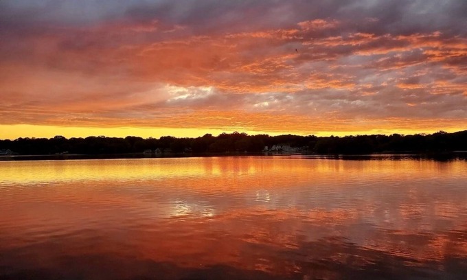 Old Lyme Cabaña | Enchanted Waterfront Cottage