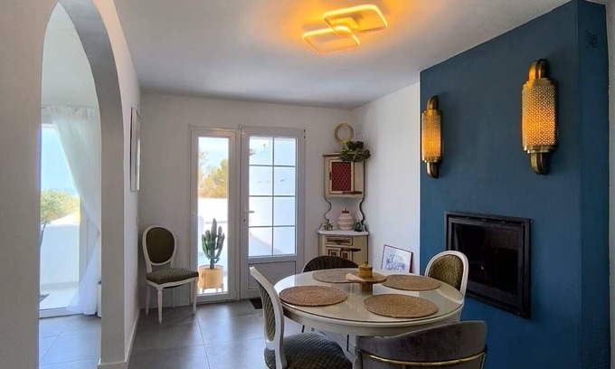 Sant Pere de Ribes Chalet De Esquí | Enchanting 2-bedroom chalet in Sant Pere de Ribes