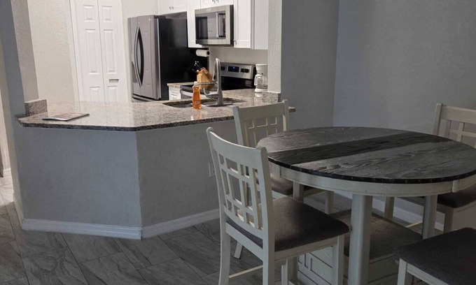 Oak Ridge Condominio | Enchanting 3-bedroom condo NEAR EPIC UNIVERSE
