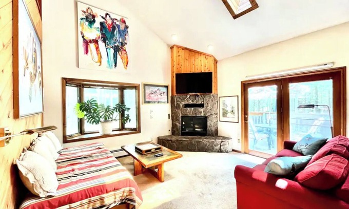 Frisco Cabaña | Enchanting 3-bedroom cottage in Frisco